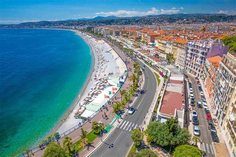 crazy tourist|things to do near nice.